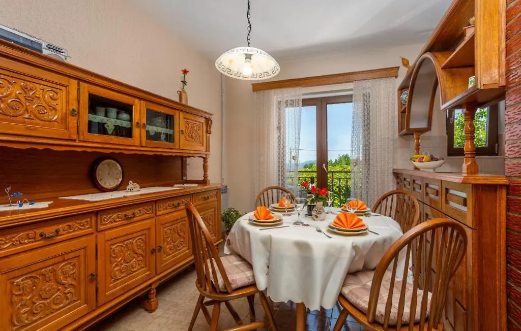 Apartment Milena 1 Opatija By Villas Guide Lovran